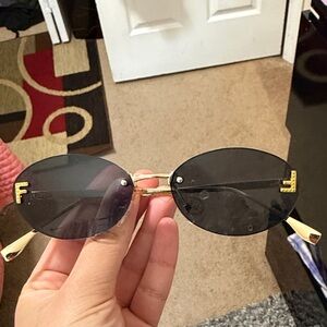 FF Elegant Black and Gold Sunglasses